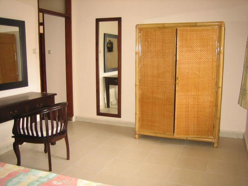 Ombak Putih Bungalows Hotel Nusa Dua  Buitenkant foto